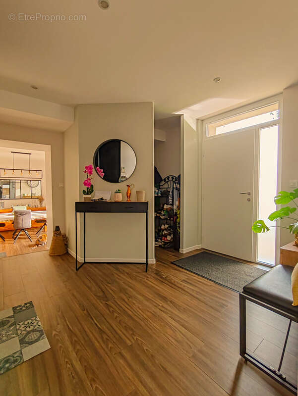 Maison à COLAYRAC-SAINT-CIRQ