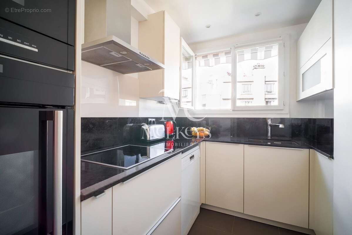 Appartement à BOULOGNE-BILLANCOURT