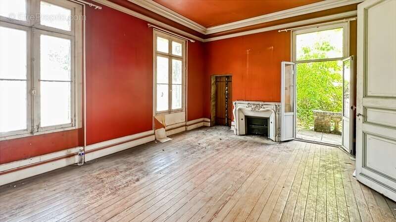 Hôtel particulier avec dépendance à vendre – Bergerac centre – 350 m² habitables - photo 5