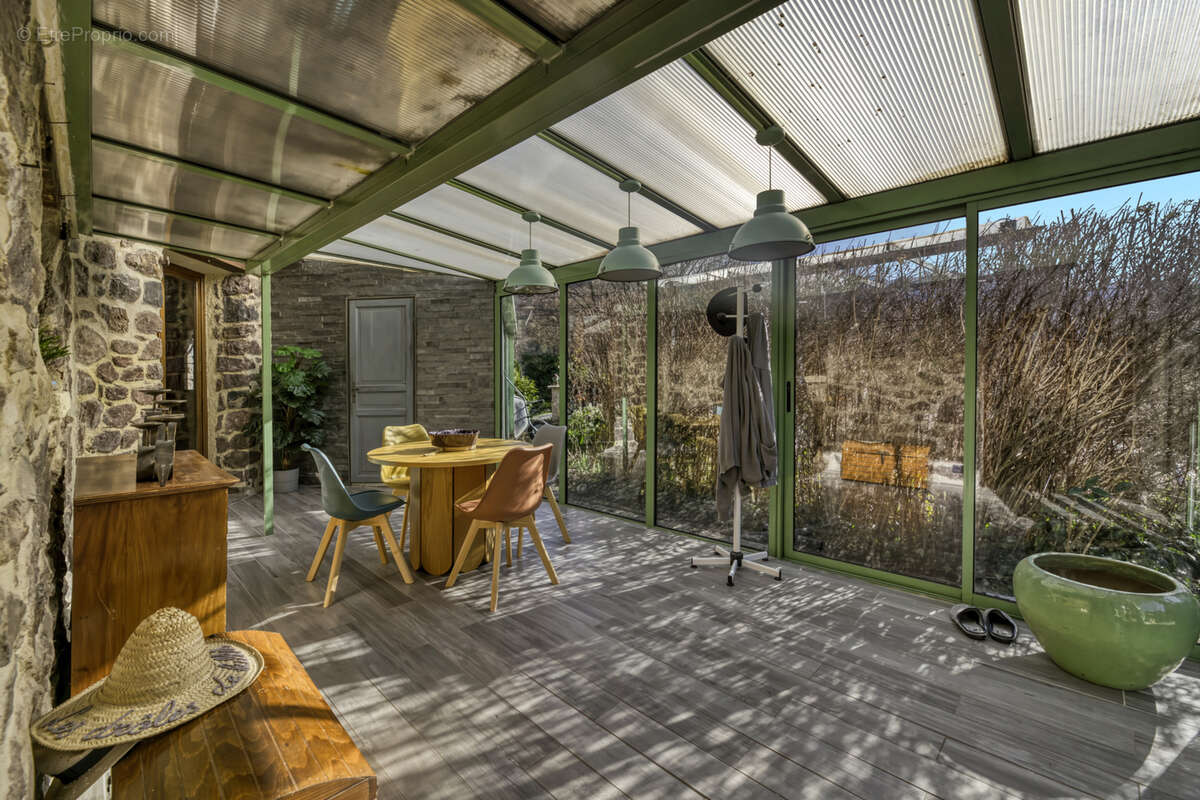 Maison à ROQUEBILLIERE