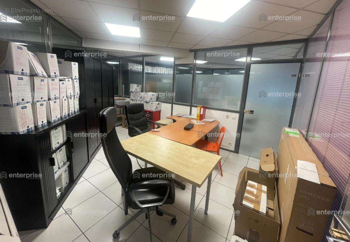 Commerce à SAINT-QUENTIN