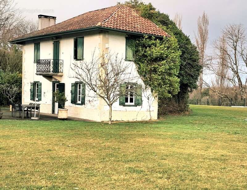 Maison à VILLEFRANQUE
