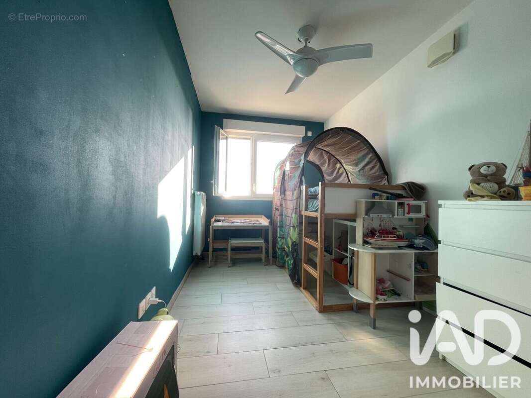 Appartement 80 m² à Marseille-2e  - photo 9