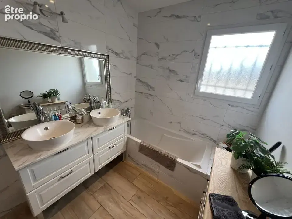 Maison 4 pièces 102 m² à vendre à Chateauneuf-Sur-Isere (26300) - photo 3