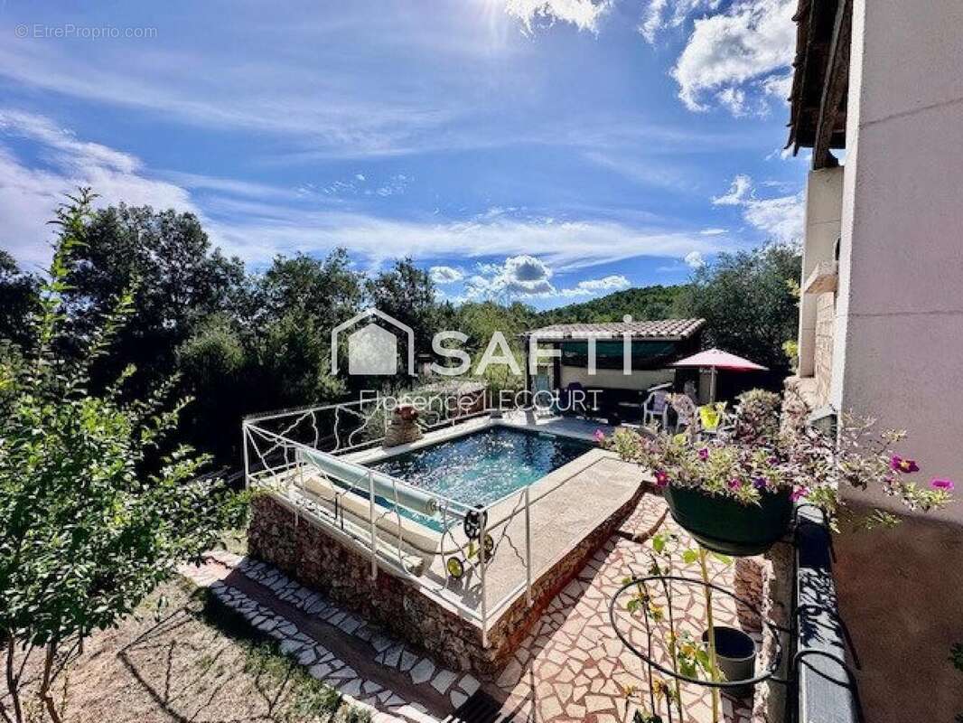 Photo 3 - Maison à TOURVES