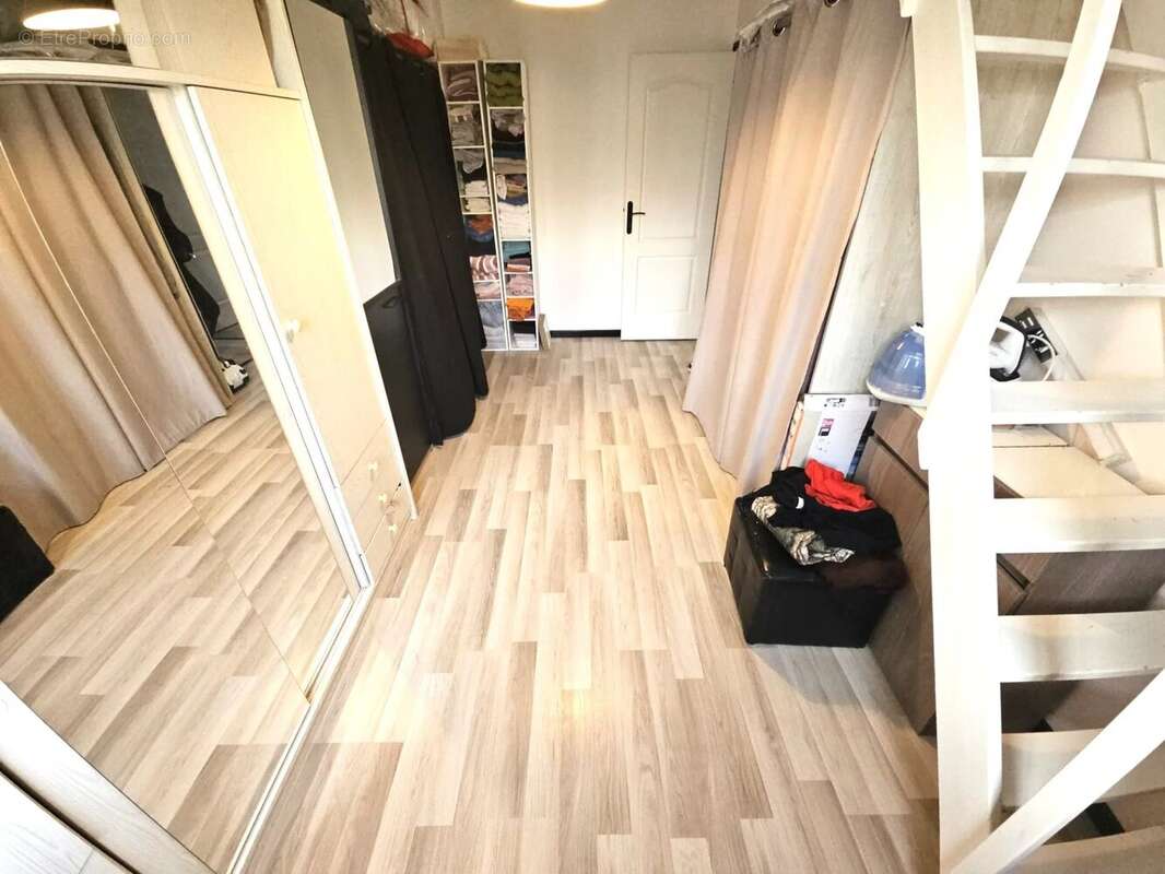 Maison à CHENNEVIERES-SUR-MARNE