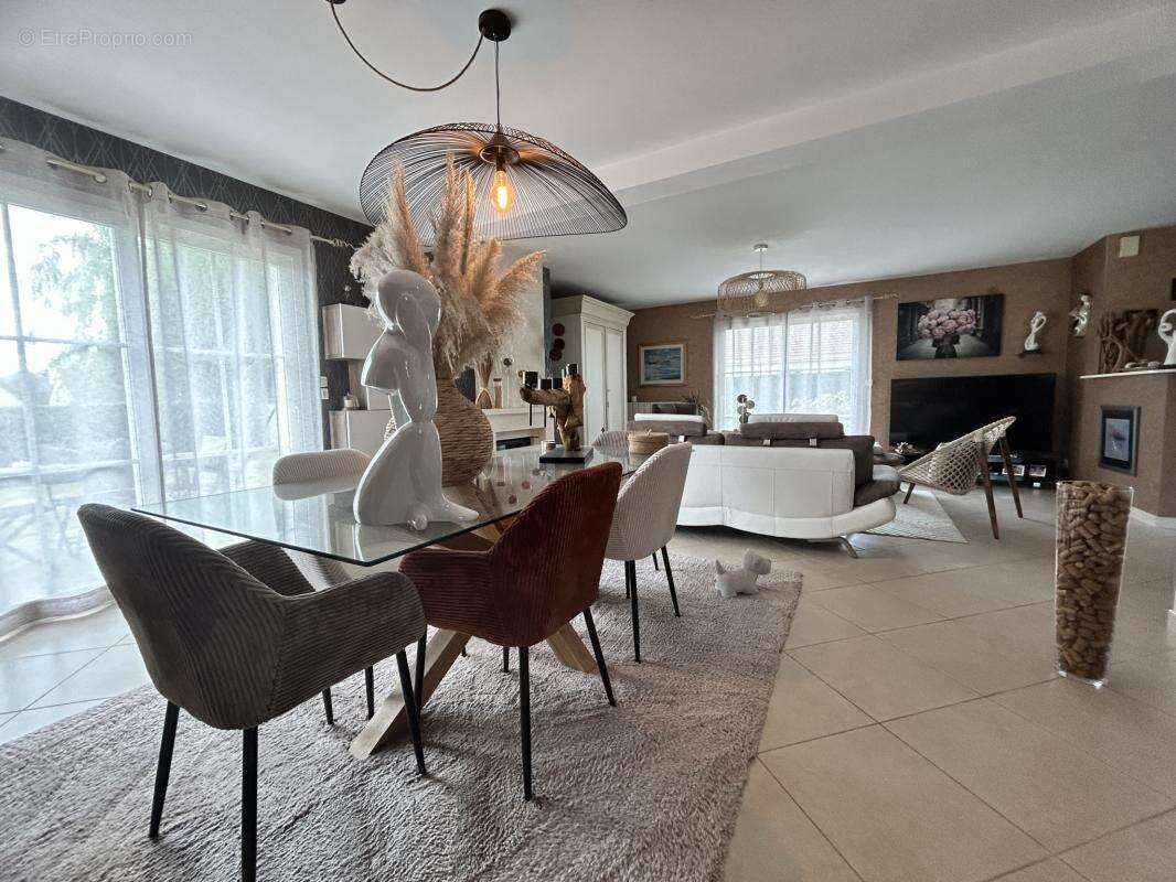 Maison à ESQUAY-NOTRE-DAME