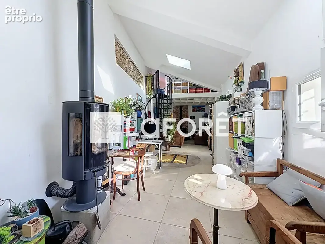 Local Artisanal Moissy Cramayel de 42 m2 - photo 4