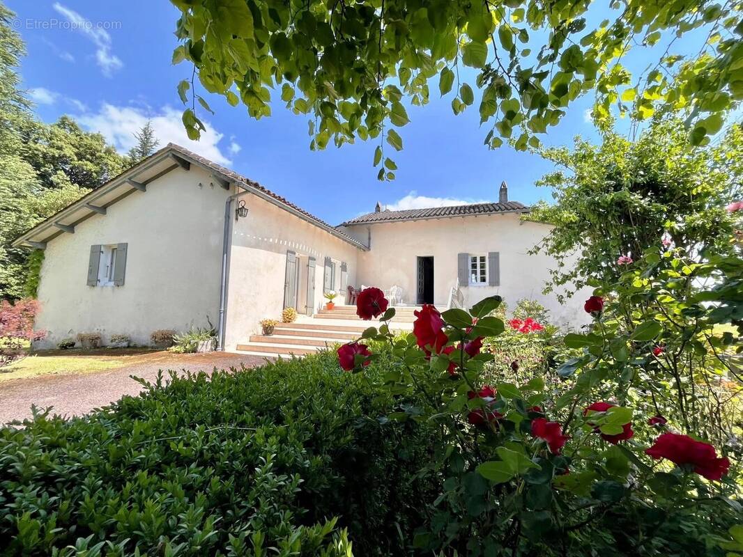 Maison à VERTEILLAC