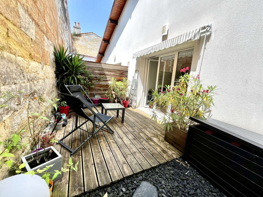 Appartement à BORDEAUX