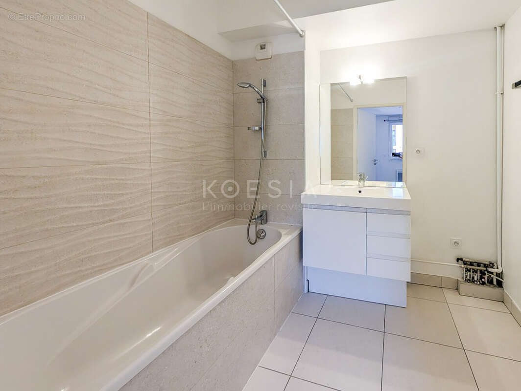 Appartement à SAINT-JEAN-DE-VEDAS