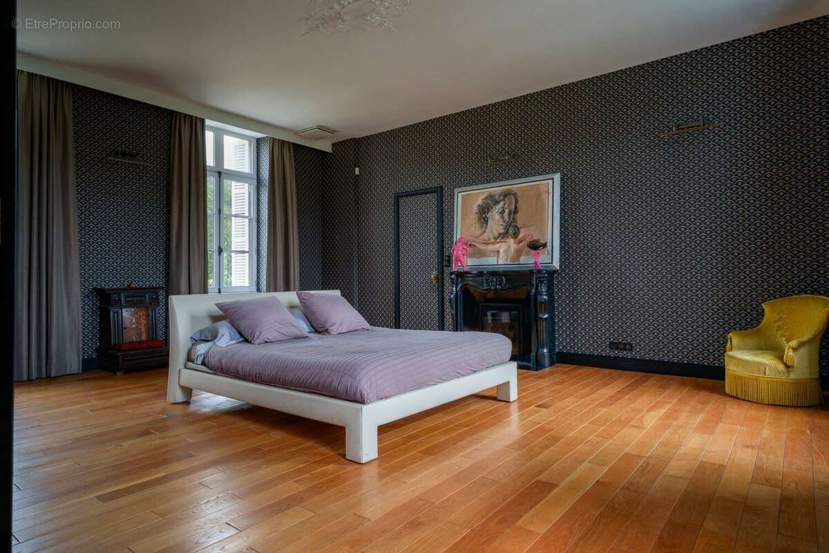 650 m² à Rouziers-De-Touraine  - photo 9
