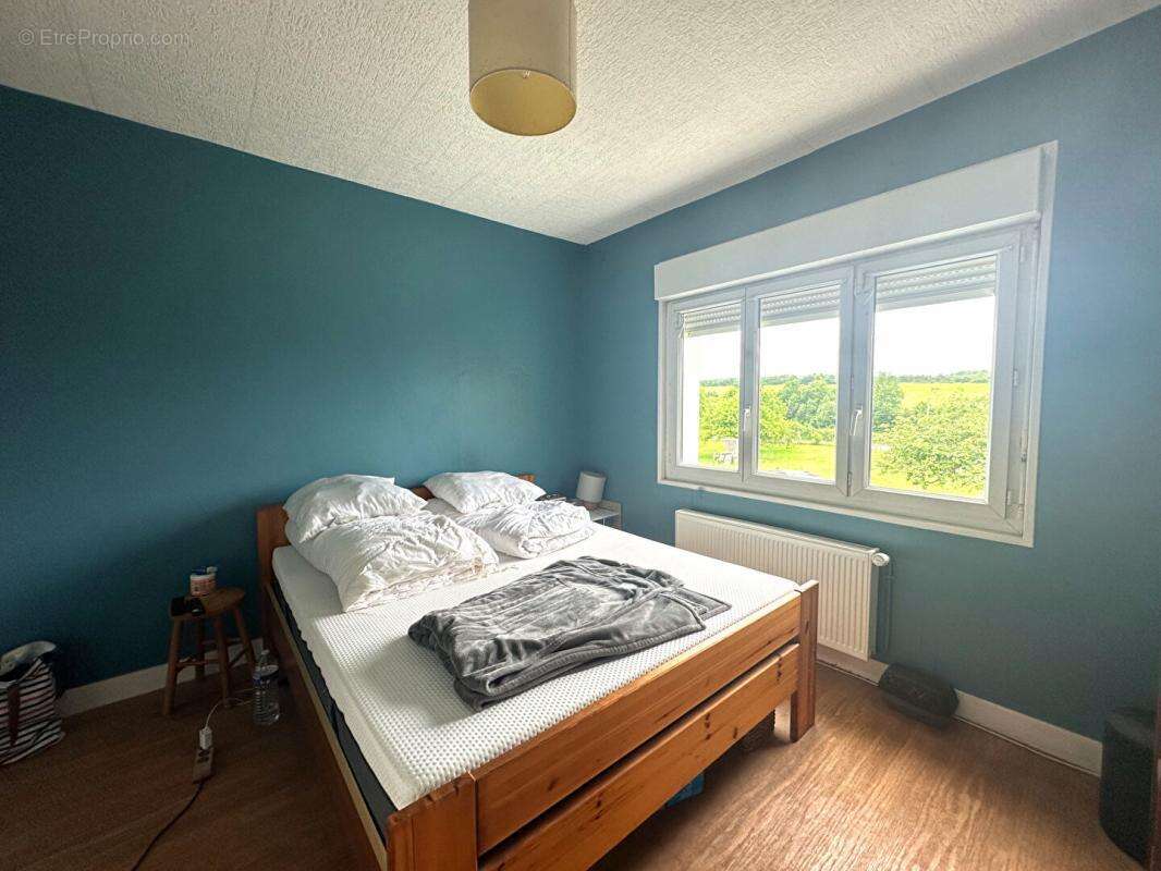 Maison à VICQ-SUR-NAHON