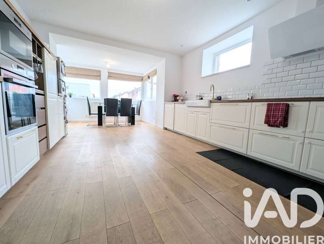 Photo 2 - Maison à CRUSNES