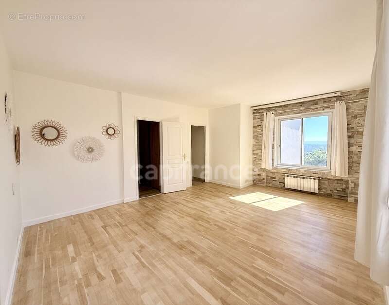 Maison à DRAGUIGNAN