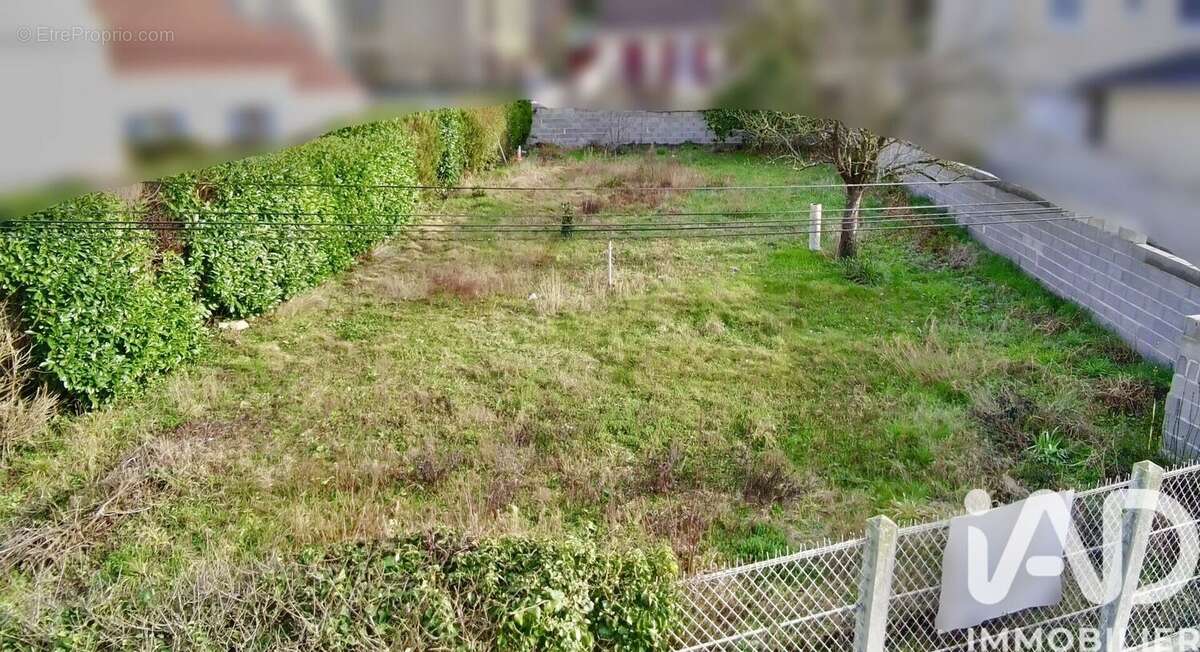 Photo 2 - Terrain à SAINT-OUEN-L'AUMONE