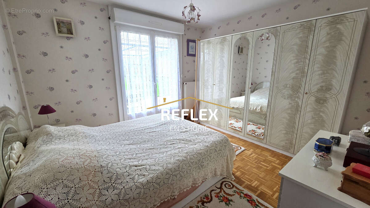 Maison à NEUVILLETTE