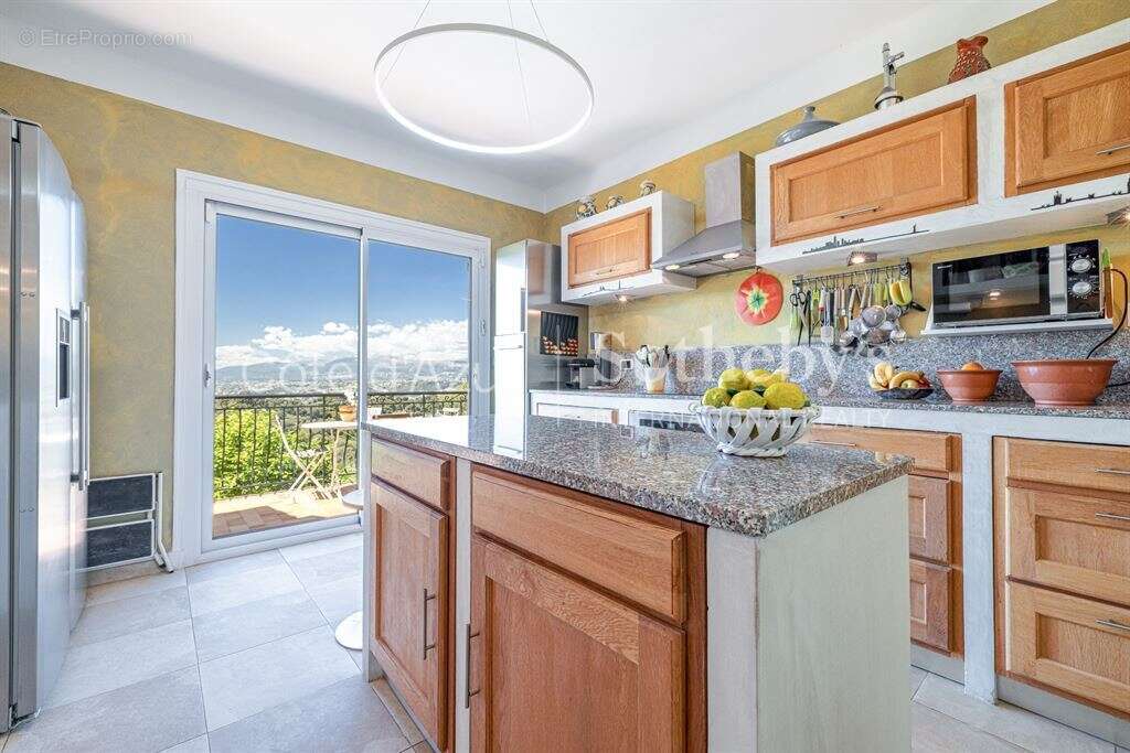 Maison provençale avec vue panoramique et piscine à Nice - photo 6