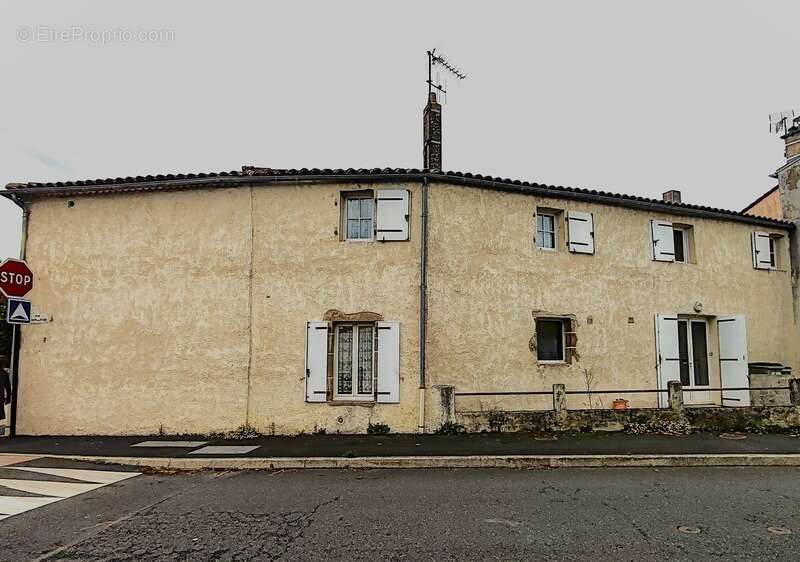 Appartement à LA BRUFFIERE