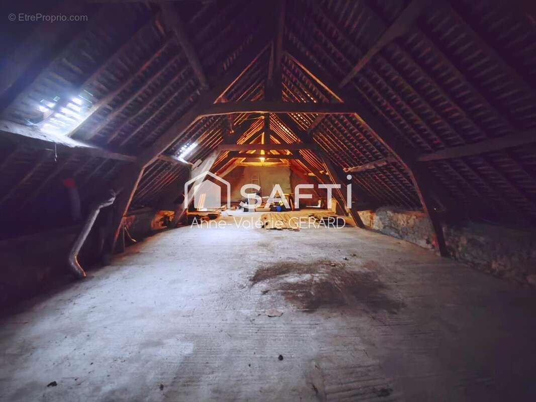 Maison 70 m² à Saint-Ellier-Du-Maine  - photo 7