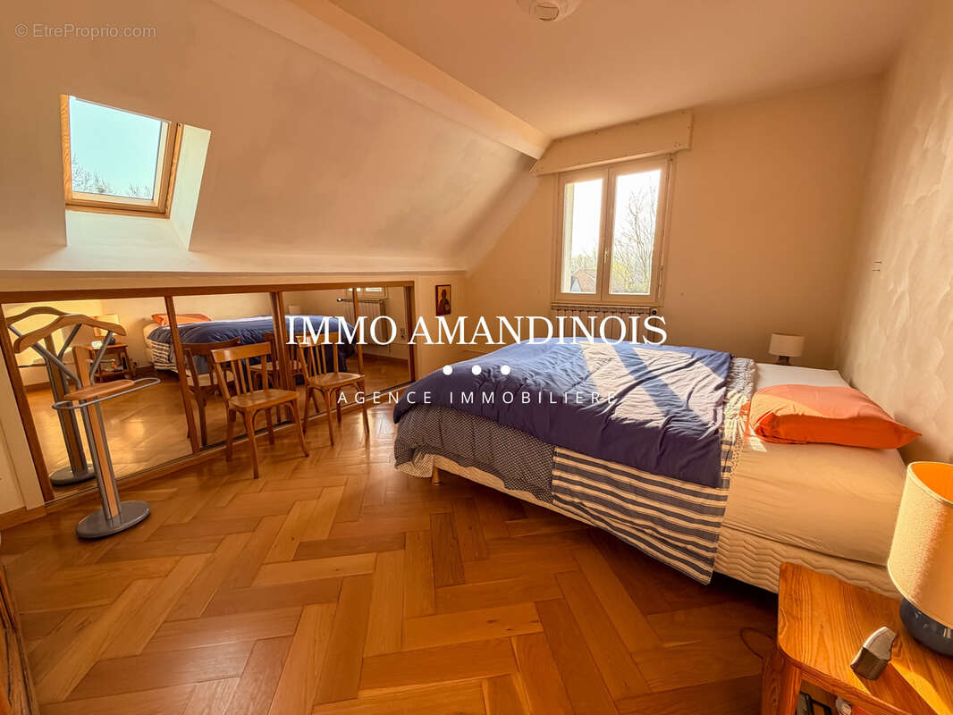 Maison à SAINT-AMAND-LES-EAUX