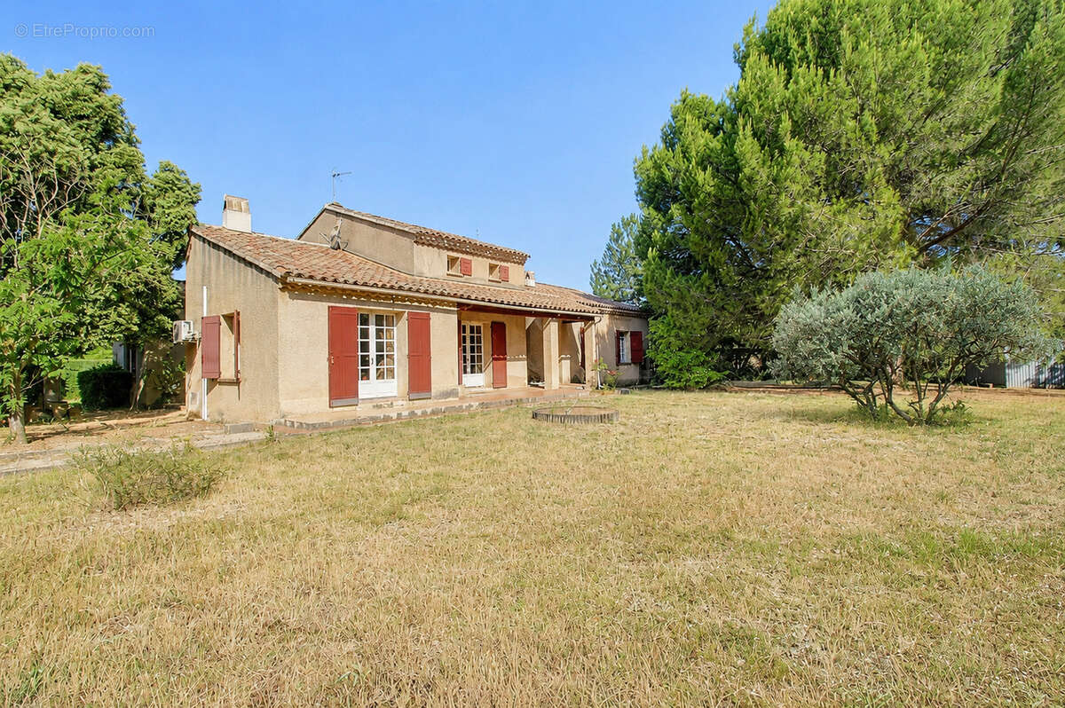 Maison à MAZAN