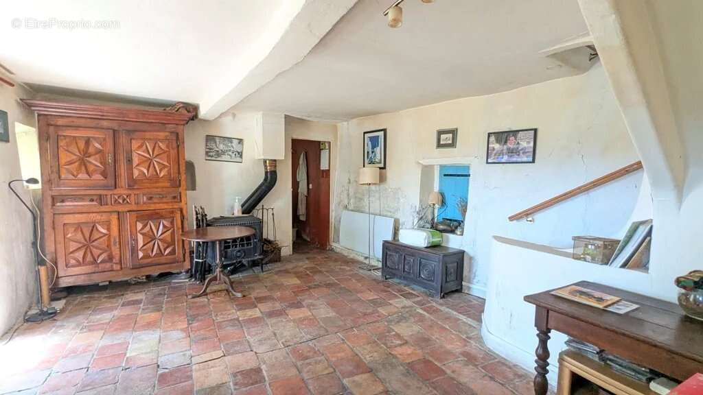 COTIGNAC Maison ancienne sur 4.862m² - photo 14