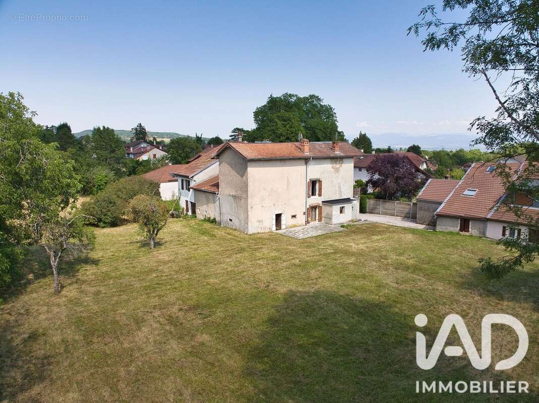 Maison 87 m² à Gex  - photo 2