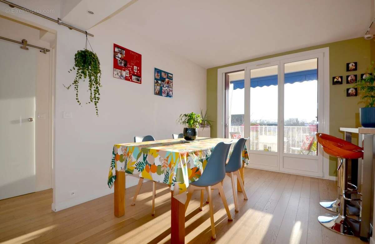 Appartement à CROISSY-SUR-SEINE