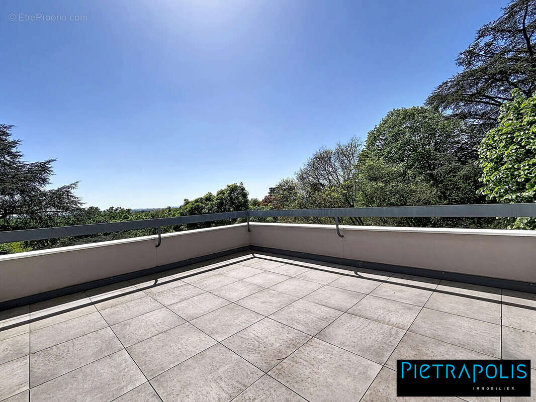 Appartement à RILLIEUX-LA-PAPE