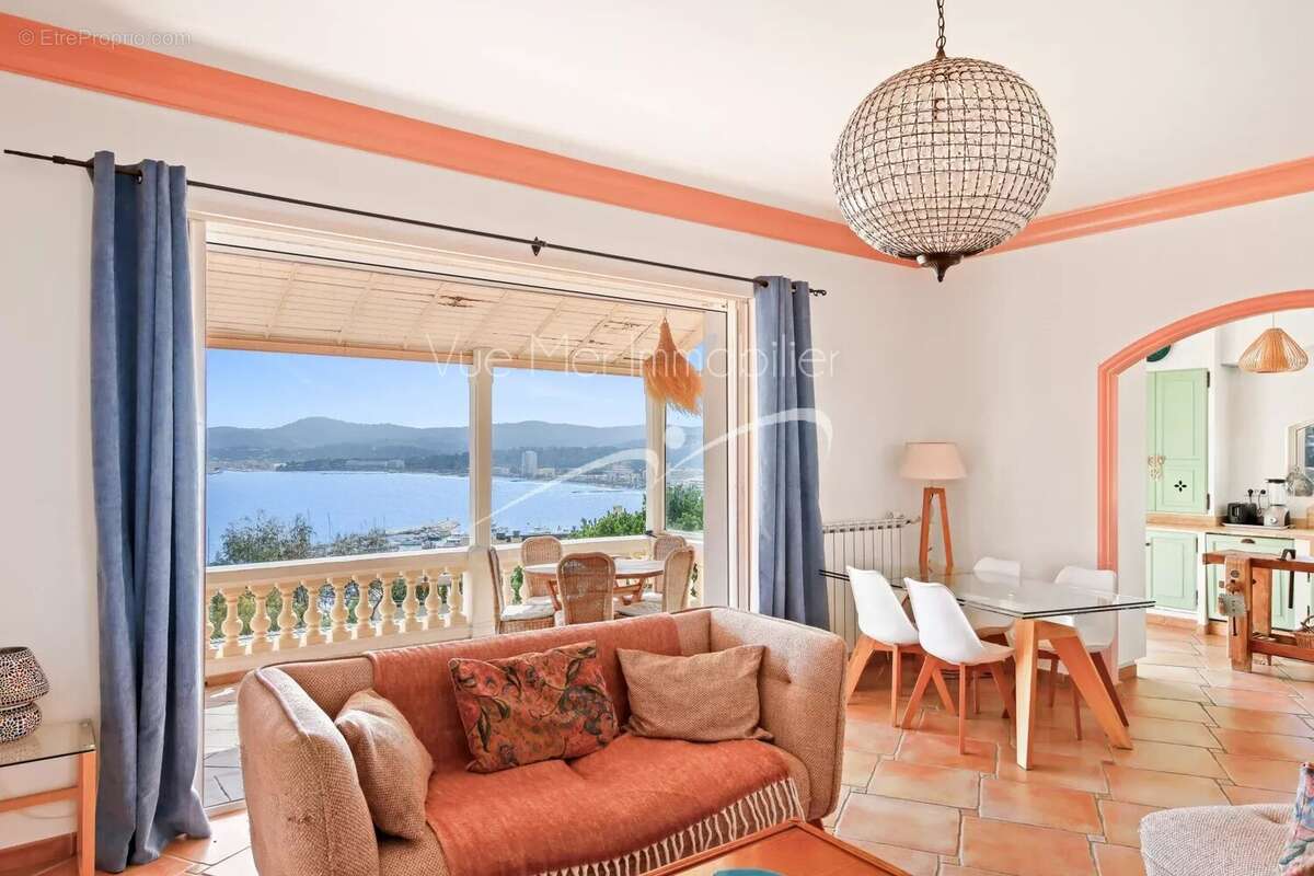 Maison à LE LAVANDOU