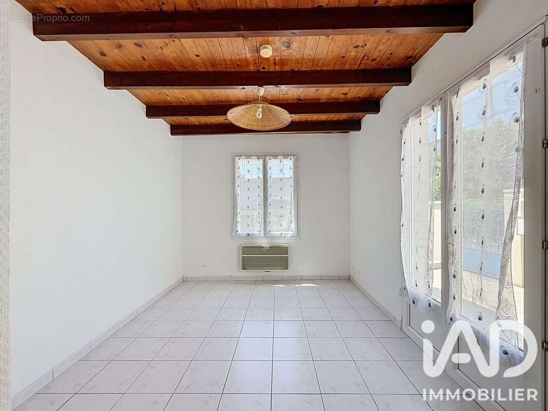 Maison 70 m² à Mosnac  - photo 5