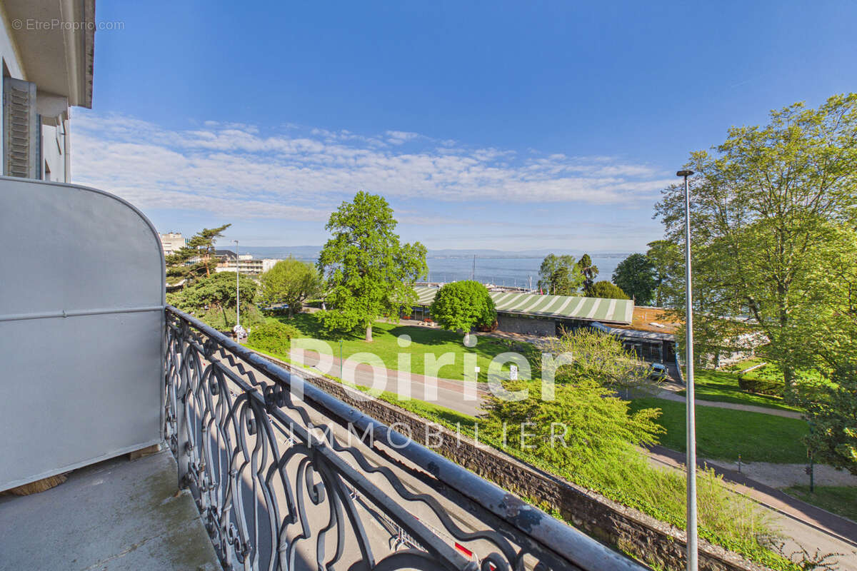 Appartement à EVIAN-LES-BAINS