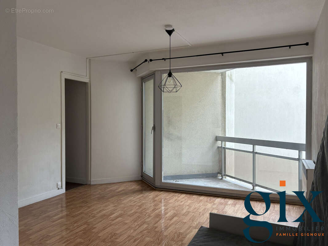 Appartement à MEYLAN