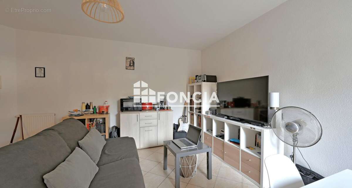 Appartement à JUVIGNAC