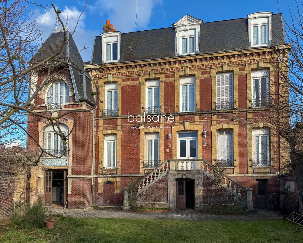 Idéal pour un projet familial - Maison à ELBEUF
