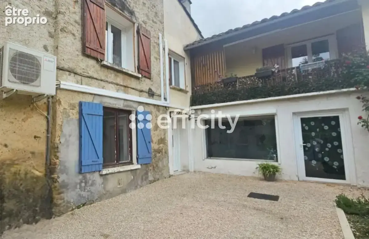 Maison à BRASSAC