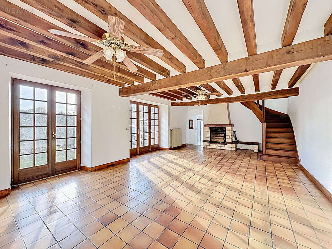 Maison à NOGENT-LE-PHAYE