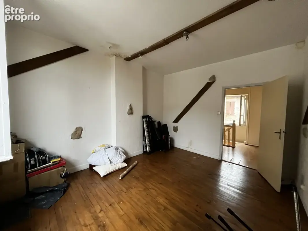 Maison de ville et son local commercial - photo 7