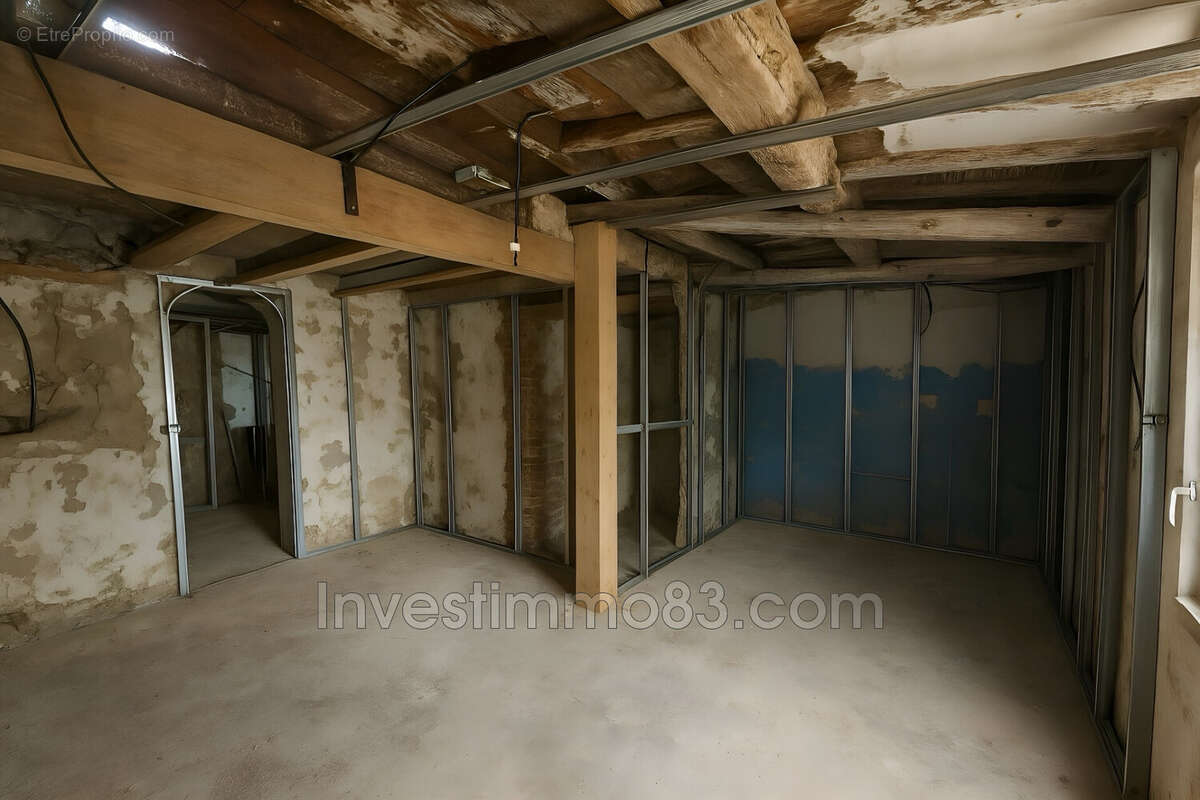 Appartement 47 m² à Barjols  - photo 4