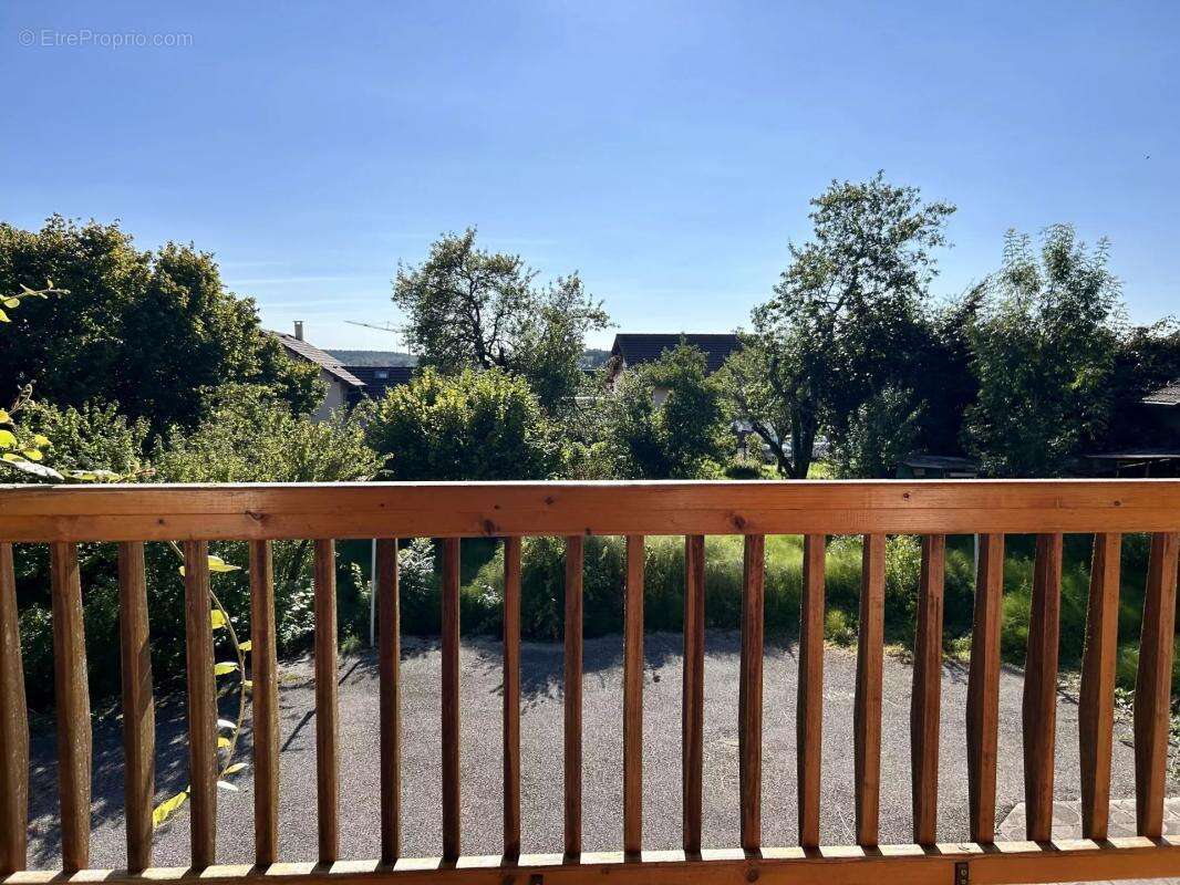 Appartement à GROISY