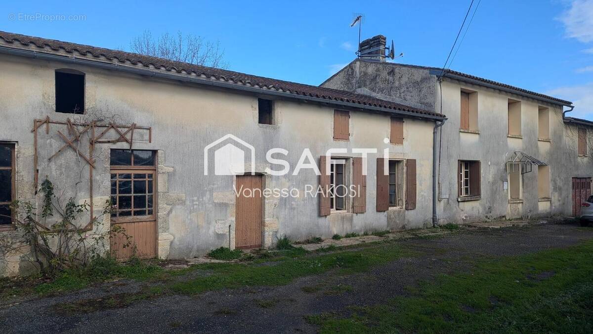 Photo 1 - Maison à LES NOUILLERS