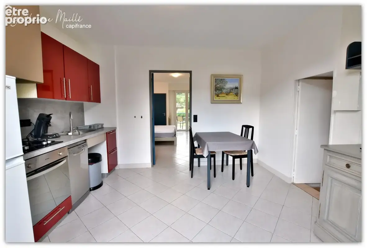 Immeuble rénové composé de 2 appartements meublés avec extérieurs – Lamalou-les-Bains (34240) - photo 5