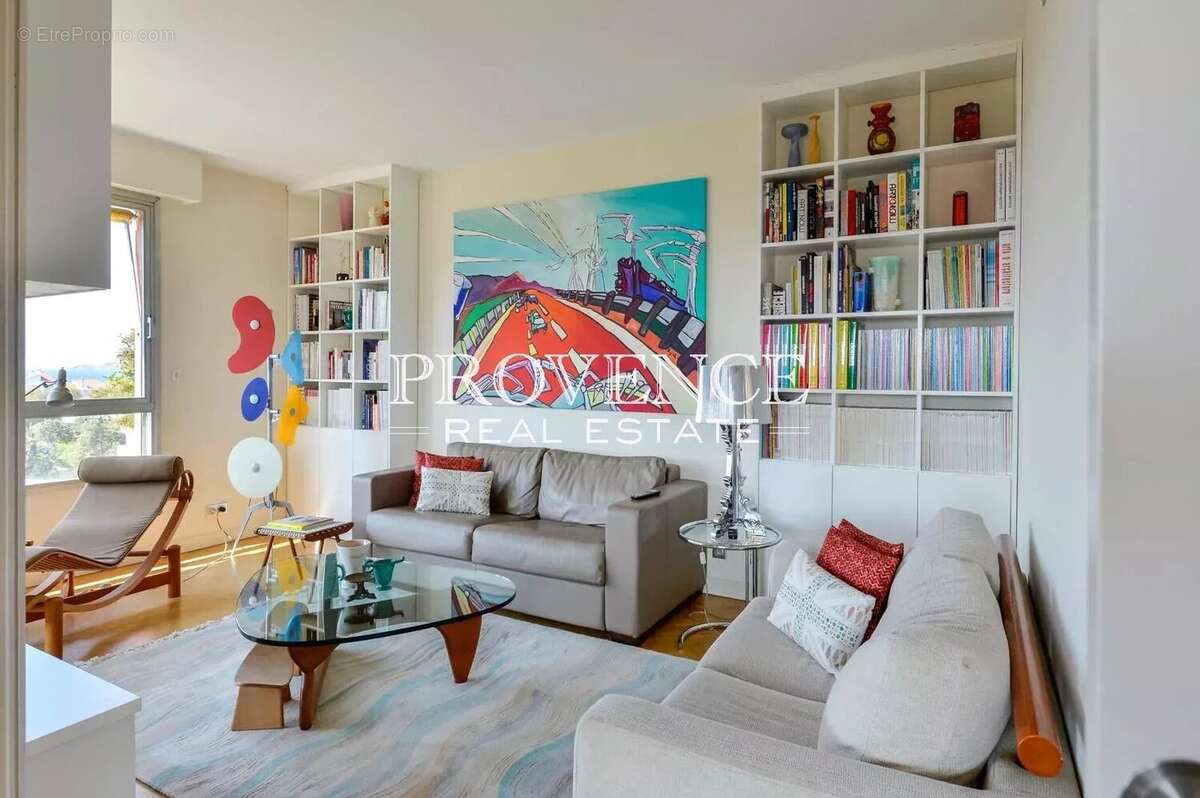 Appartement à MARSEILLE-8E