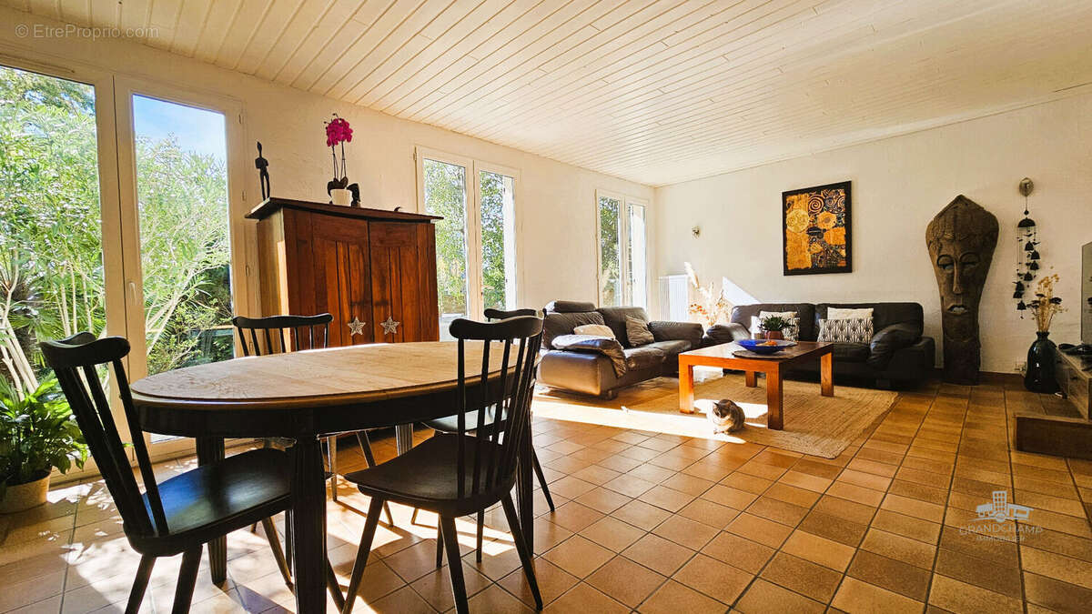 Maison à LA CHAPELLE-SUR-ERDRE