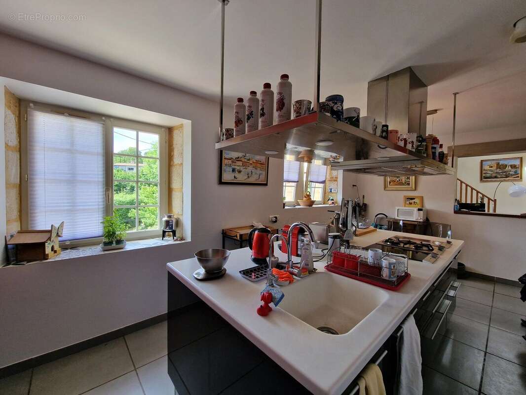 Belle demeure de caractère avec 4 chambres, proche de Bergerac - photo 4