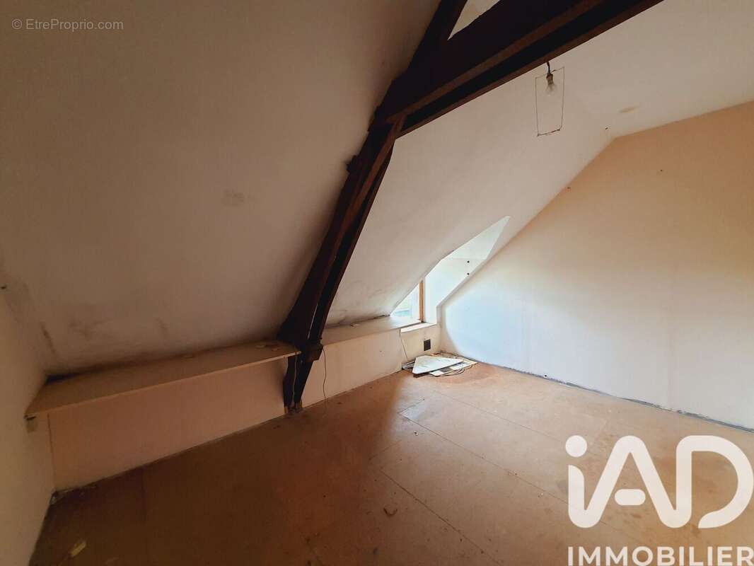 Photo 8 - Maison à BAZOUGES-LA-PEROUSE