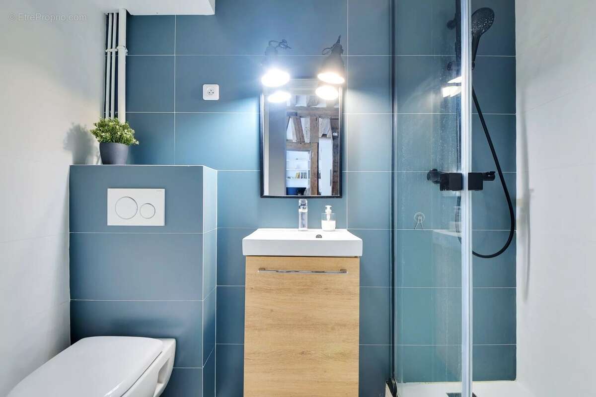 Appartement à PARIS-2E