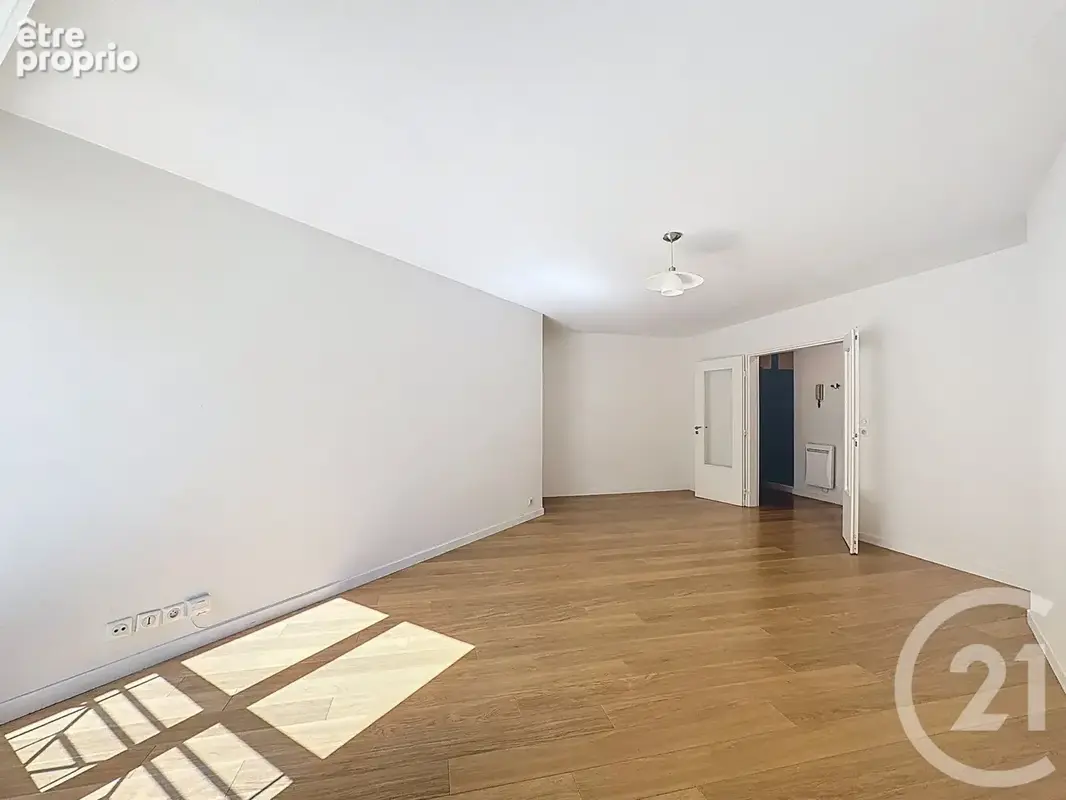 Appartement 86 m² à Lille  - photo 3