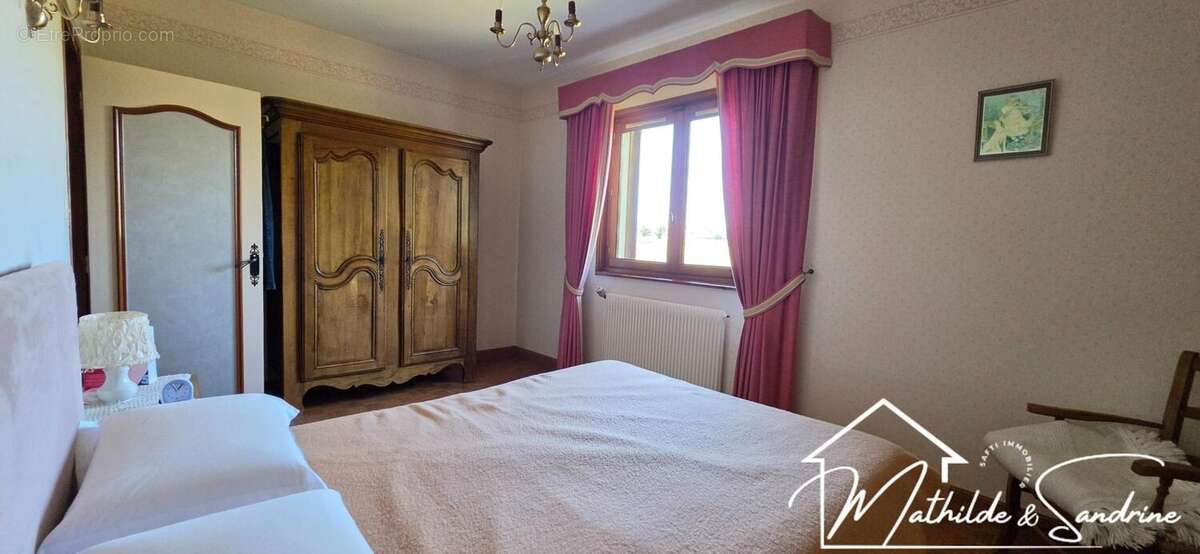 Maison 114 m² à Saint-Remy-De-Chargnat  - photo 6
